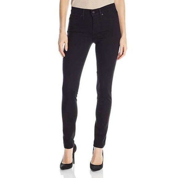 Levi’s skinny jeans
